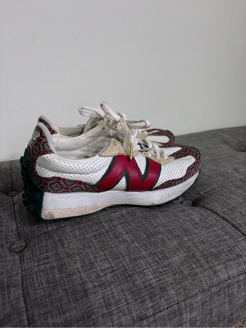 New Balance 327 Casablanca